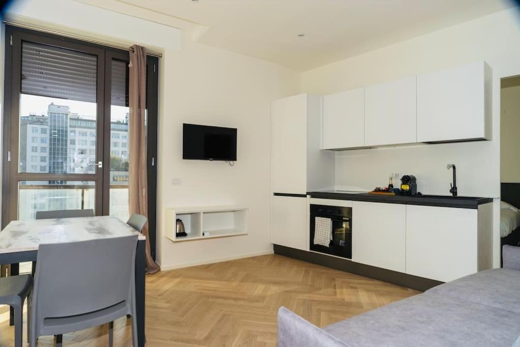 Sky View -Porta Nuova- Appartamento 7 Con Terrazzo Milánó Kültér fotó